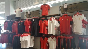 Ropa entrenamiento 1617