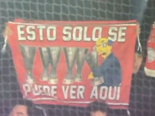 Sevilla CF Bansev Banderín, Blanco/Rojo, Talla Única : : Deportes  y aire libre