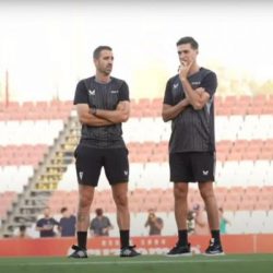 Diego Alonso entrenando sevilla