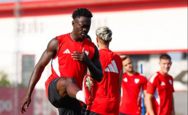 Akor_Adams_entrenamiento