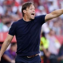 Tremendo enfado de Almeyda con Isaac y el error del primer gol