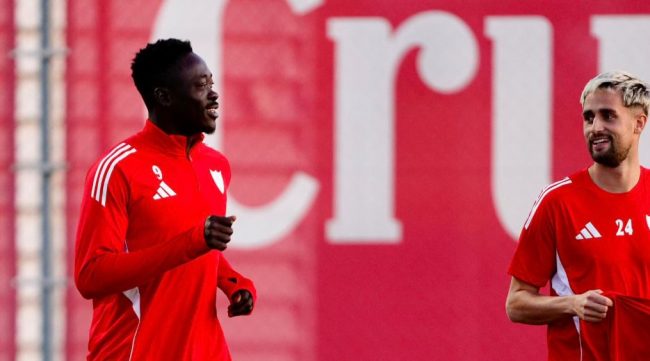 Novedades de la primera sesión semanal del Sevilla FC