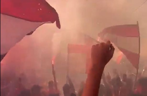 Espectacular comunión entre afición y equipo desde dentro