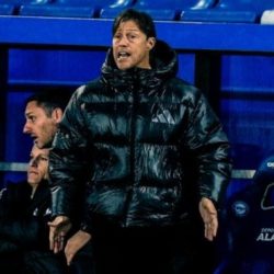 Almeyda en el banquillo