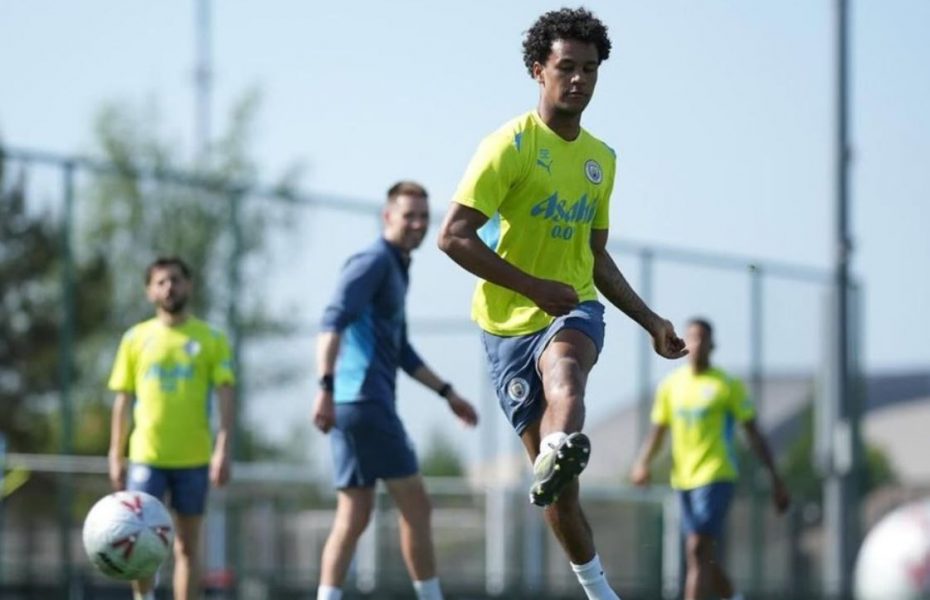 Oscar Bobb, jugador del Manchester City